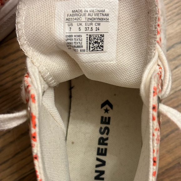 Converse Chuck Taylor All Star Poppy Print Hightop Sneakers - Picture 3 of 6